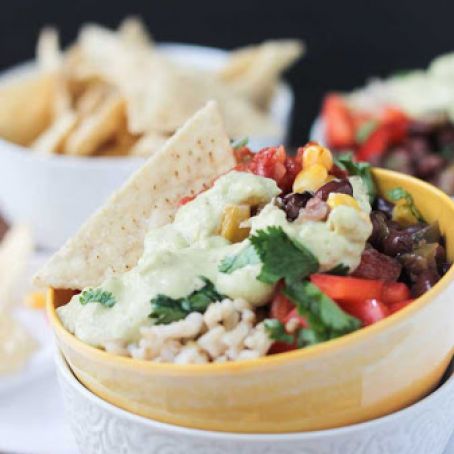SUPER SIMPLE VEGAN BURRITO BOWL